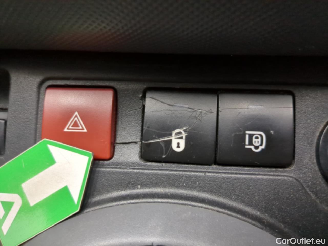  Citroen  Berlingo  Fourgon Club L1 (Court) 1.6 BlueHDi 75CV BVM5 E6 / FREINS HS + FUITE D'HUILE
 #10