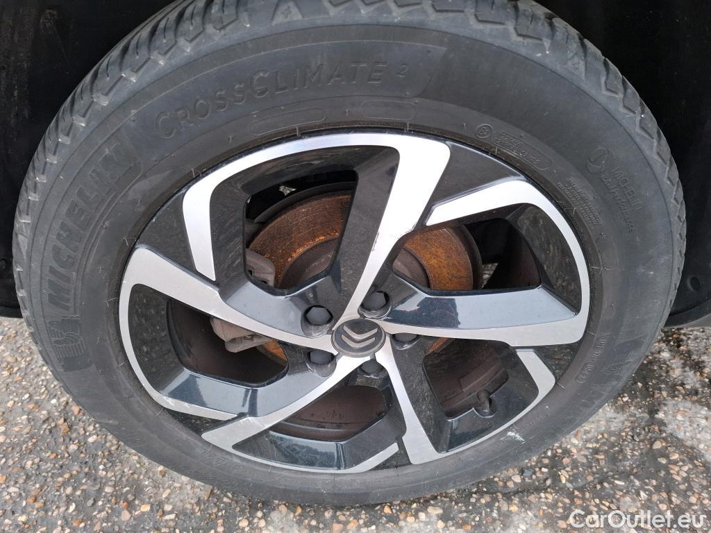  Citroen  C5  Aircross Shine 1.5 BlueHDi 130CV BVA8 E6d / linguet d arbre a came HS #13