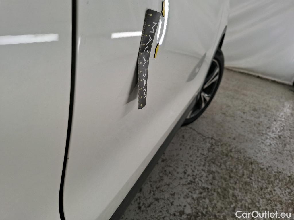  Nissan  Qashqai  / 2017 / 5P / Crossover 1.3 DIG-T 140 N-Connecta / BOITE DE VITESSE HS TROU DANS LE CARTER
 #18