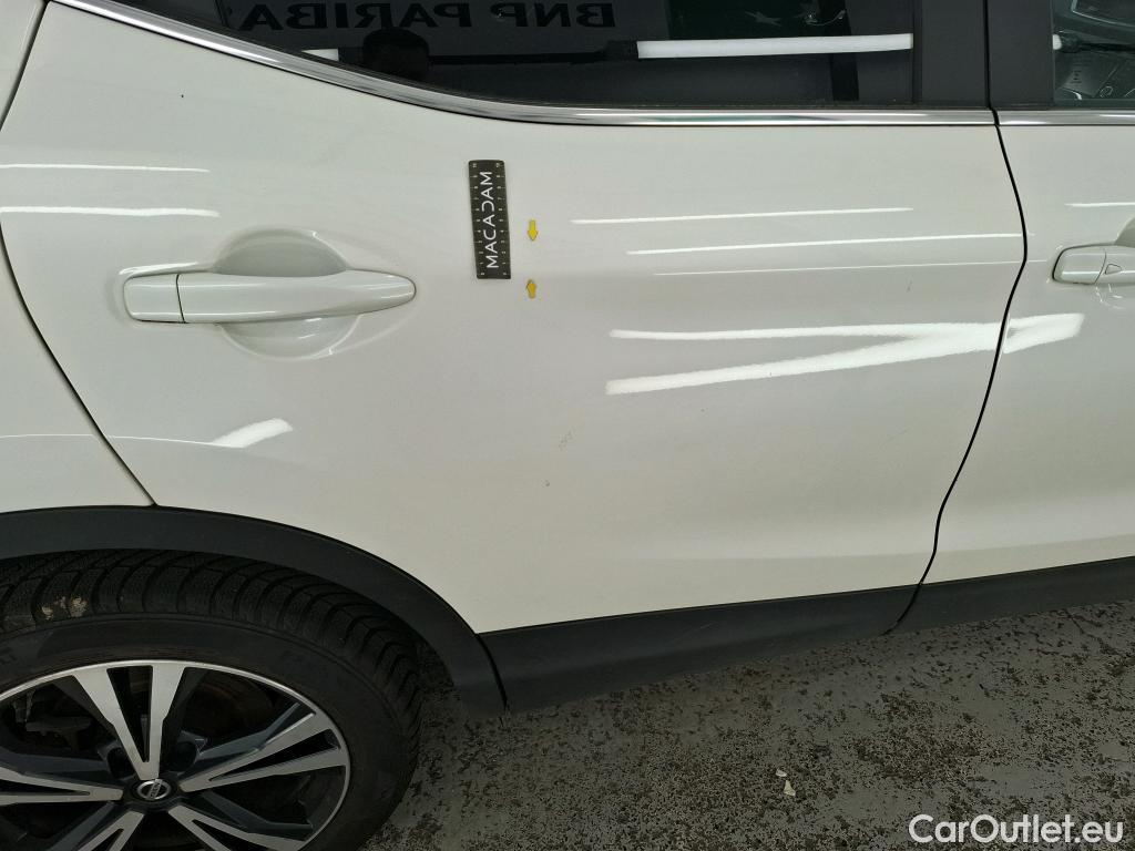  Nissan  Qashqai  / 2017 / 5P / Crossover 1.3 DIG-T 140 N-Connecta / BOITE DE VITESSE HS TROU DANS LE CARTER
 #15