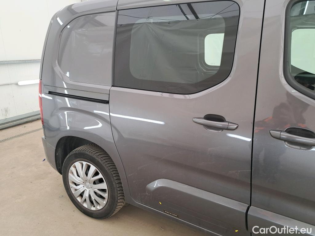  Peugeot  Partner  Asphalt L1 1.5 HDi 130CV BVA8 E6dT / CLOISON AR + PANNEAU ELECTRIQUE AV DEMONTES VOIR PHOTOS #10
