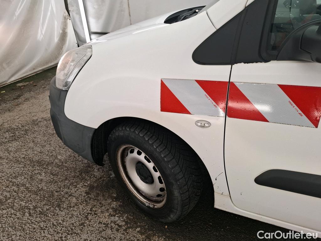  Citroen  Berlingo  Fourgon Business L2 (Long) 1.6 BlueHDi 100CV BVM6 E6 / EMBRAYAGE + FREINS AR + ROTULE + BIELLETTE DE DIRECTION AV
 #39