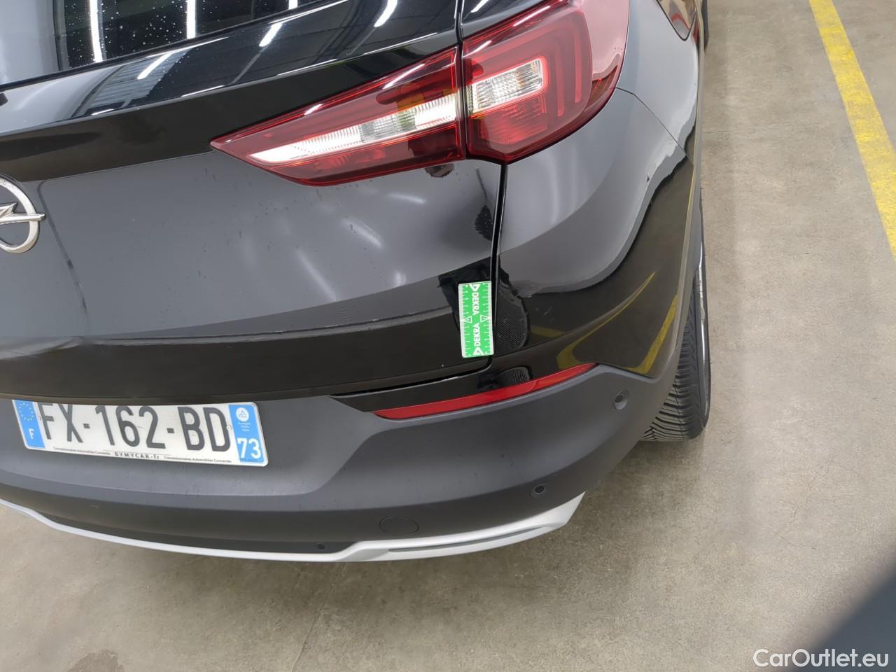 Opel   Grandland X Grandland X Elegance Business 1.5 130CV BVA8 E6d / décalage ou cassure de la chaine de synchro d’arbre à cames #67