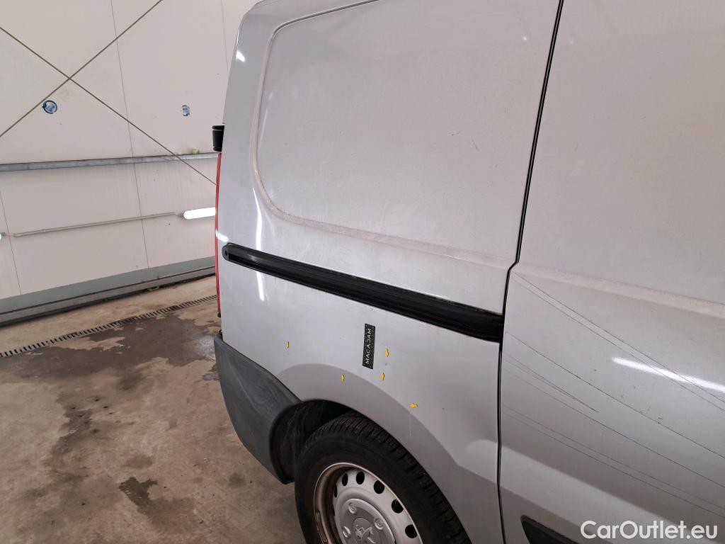 Peugeot  Expert  Fourgon  Fourgon L1H1 Pack CD Clim Plus 2.0 130CV BVM6 / KIT DISTRIBUTION + POMPE A EAU + LEVIER DE VITESSE + LEVE-VITRE AVG ET AVD HS
 #14