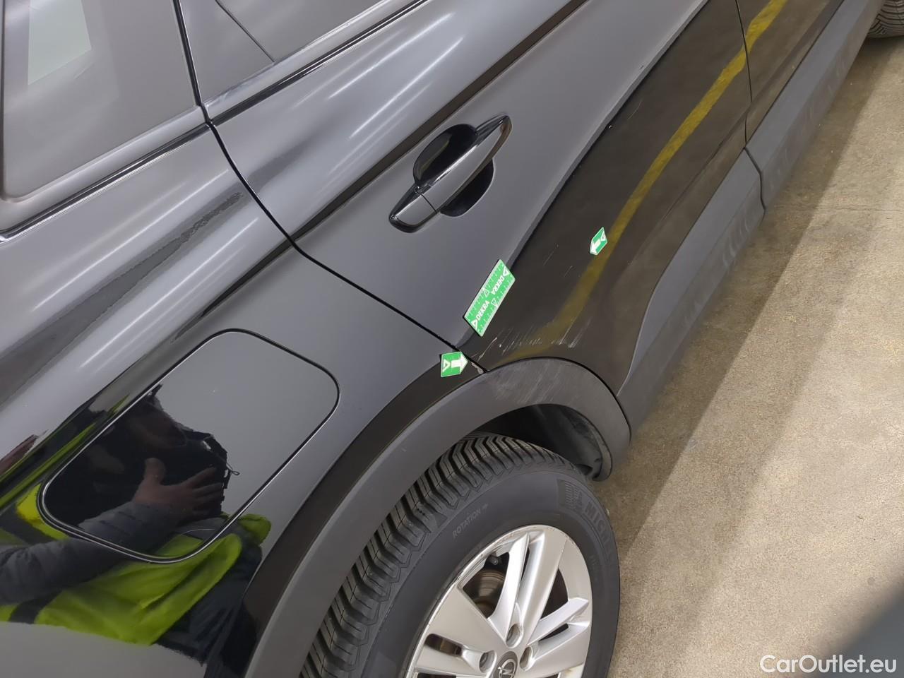  Opel   Grandland X Grandland X Elegance Business 1.5 130CV BVA8 E6d / décalage ou cassure de la chaine de synchro d’arbre à cames #36