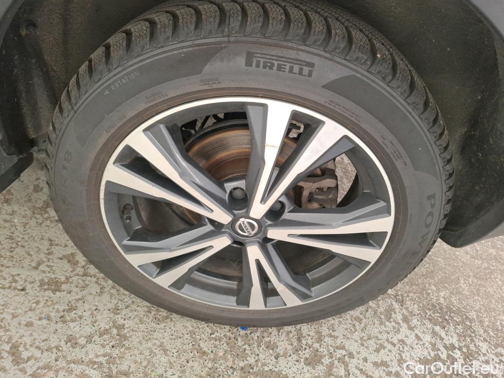  Nissan  Qashqai  / 2017 / 5P / Crossover 1.3 DIG-T 140 N-Connecta / BOITE DE VITESSE HS TROU DANS LE CARTER
 #20