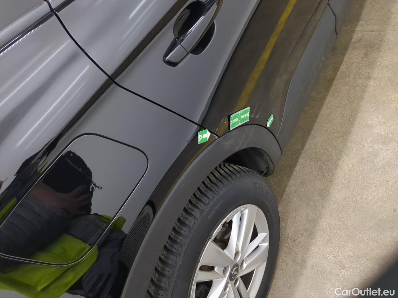  Opel   Grandland X Grandland X Elegance Business 1.5 130CV BVA8 E6d / décalage ou cassure de la chaine de synchro d’arbre à cames #37