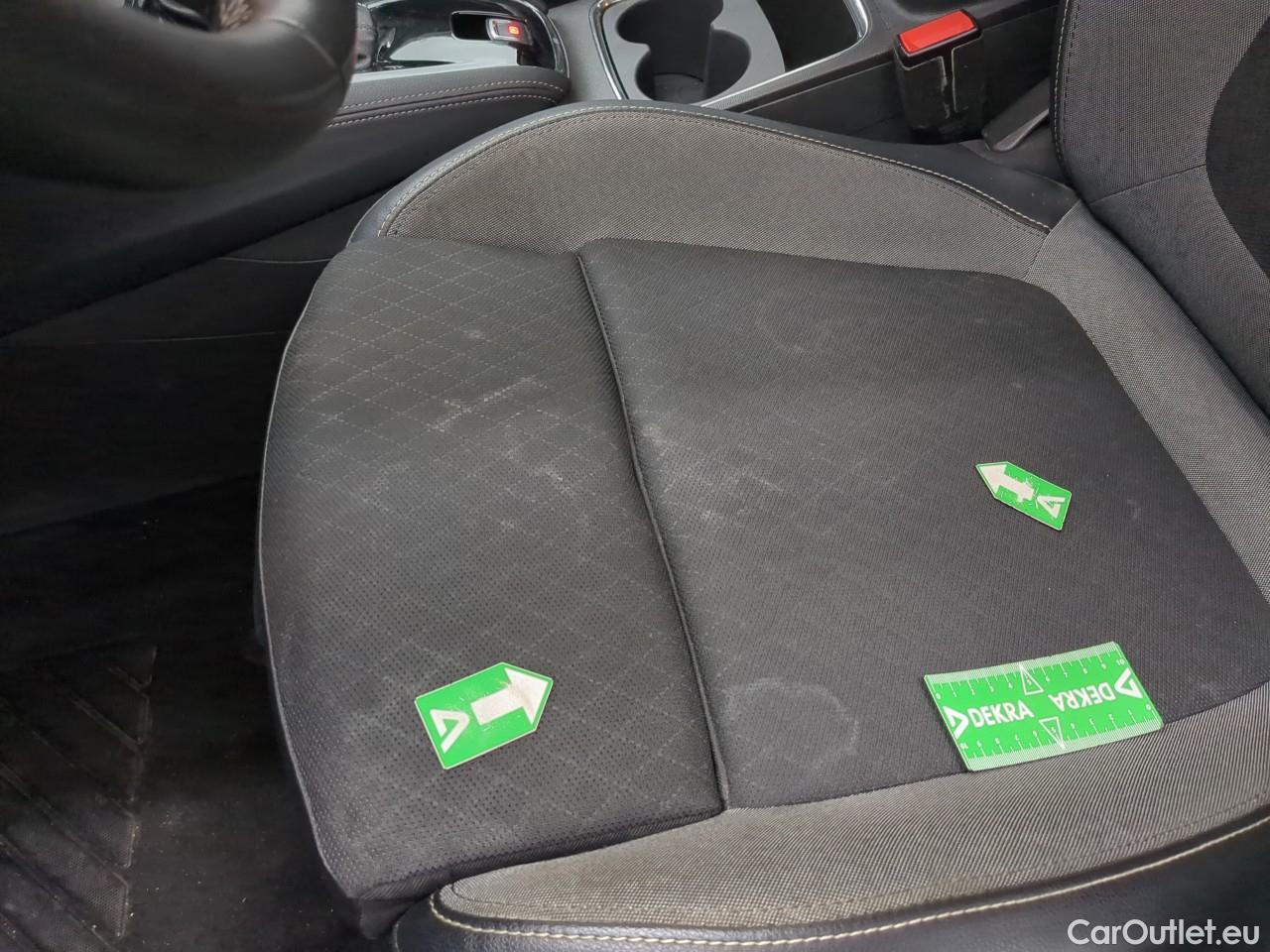 Opel   Grandland X Grandland X Elegance Business 1.5 130CV BVA8 E6d / décalage ou cassure de la chaine de synchro d’arbre à cames #18
