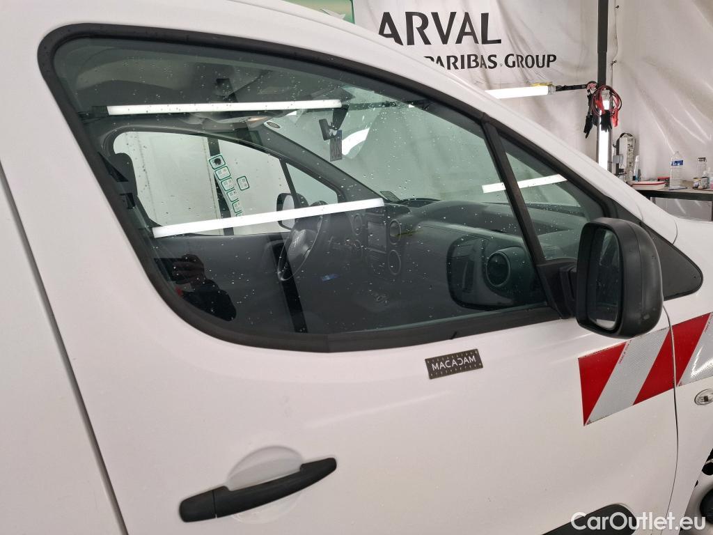  Citroen  Berlingo  Fourgon Business L2 (Long) 1.6 BlueHDi 100CV BVM6 E6 / EMBRAYAGE + FREINS AR + ROTULE + BIELLETTE DE DIRECTION AV
 #19