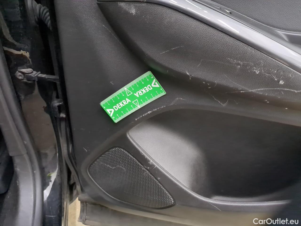  Opel   Grandland X Grandland X Elegance Business 1.5 130CV BVA8 E6d / décalage ou cassure de la chaine de synchro d’arbre à cames #40