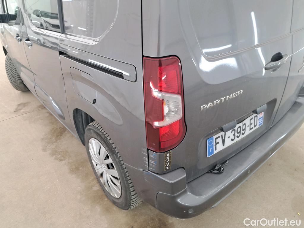  Peugeot  Partner  Asphalt L1 1.5 HDi 130CV BVA8 E6dT / CLOISON AR + PANNEAU ELECTRIQUE AV DEMONTES VOIR PHOTOS #23