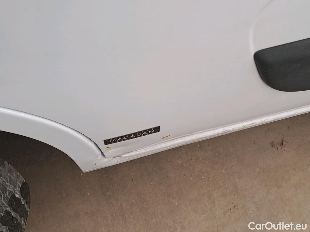  Renault  Master  SC / 2014 / 2P / Châssis cabine CC GCf Propu RJ3500 L4 Energy dCi 145 E6 / BOITE DE VITESSE HS
 #16