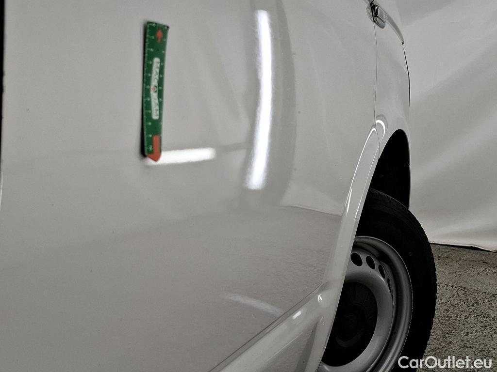  Volkswagen  Transporter T6  Fourgon 2.0 TDI 150CV BVM6 E6 / Défaillance sur le système de navigation gps 
 #17