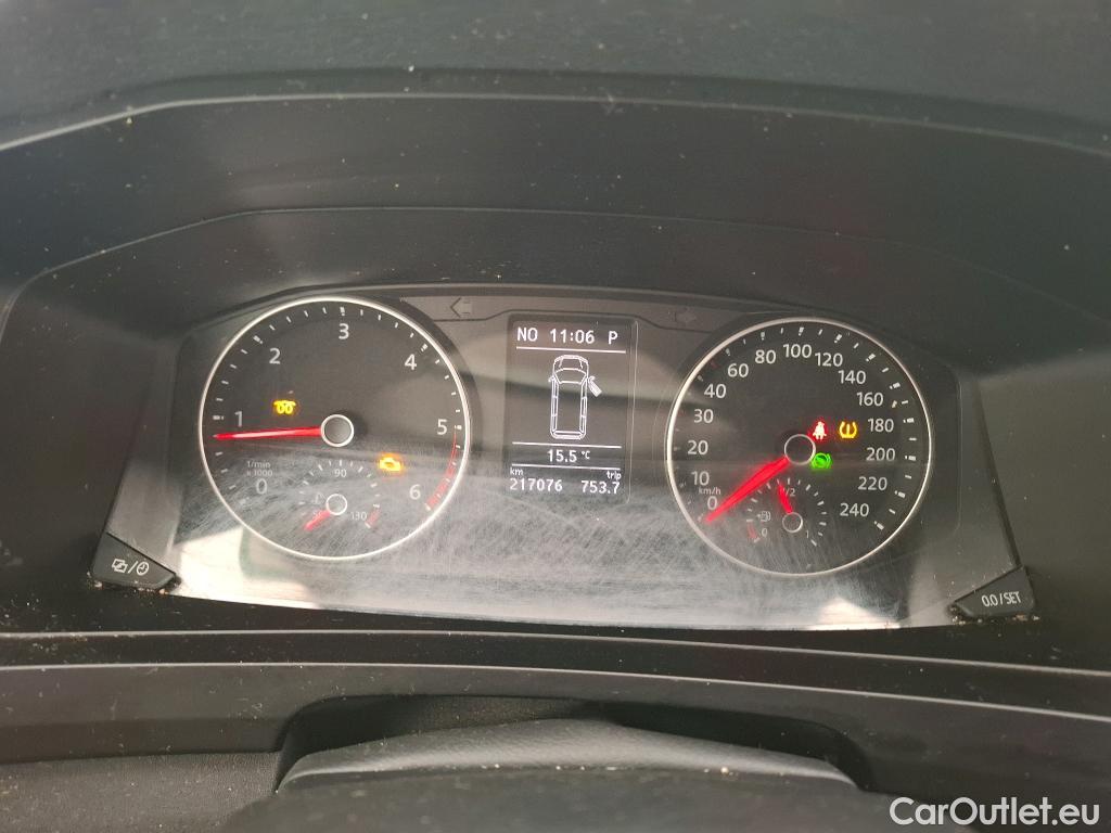  Volkswagen  Transporter T6  Fourgon/Combi Fourgon lang 2.0 TDI 205CV BVA7 E6 / TURBO + COUVRE CULASSE + CLE + CONTACTEUR PRESSION D'HUILE HS
 #45