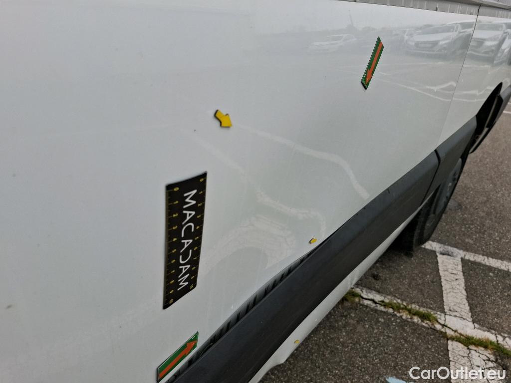  Renault  Master  VU 4p Fourgon FG GCf Trac F3500 L2H2 Energy dCi 170 BR / BAS MOTEUR HS
 #3