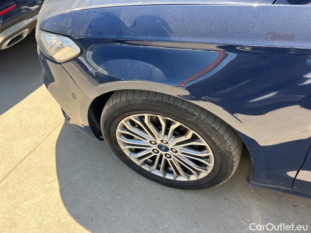  Ford  Mondeo FORD  / 2014 / 5P / berlina con portón 2.0 TDCi 110kW (150CV) Titanium #5
