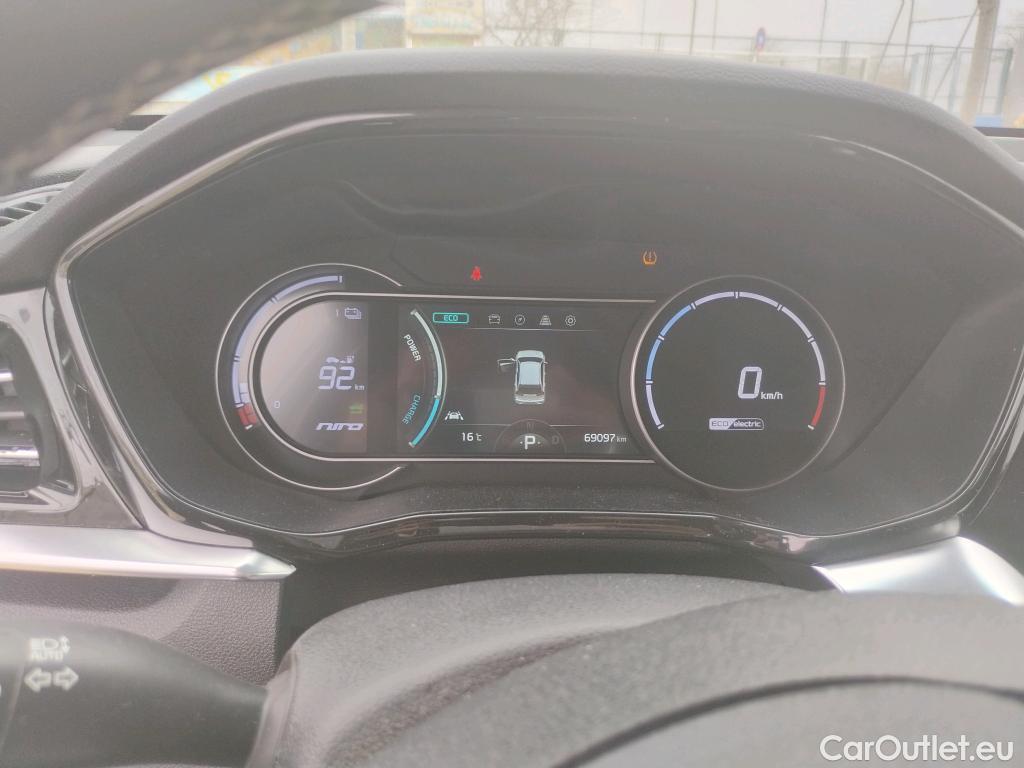  KIA  Niro KIA e- / 2016 / 5P / crossover e- 150kW (204CV) Drive (Long Range) #25