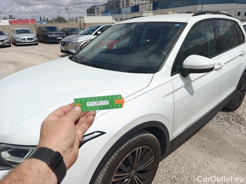  Volkswagen  Tiguan  Life 2.0 TDI 150CV AT7 E6d #3