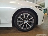  Bmw  Serie 3 BMW  / 2018 / 5P / STATION WAGON 318D 48V BUSINESS ADVANTAGE TOURING AUTO #20
