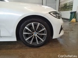  Bmw  Serie 3 BMW  / 2018 / 5P / STATION WAGON 318D 48V BUSINESS ADVANTAGE TOURING AUTO #32