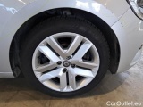  Renault  Clio RENAULT  / 2019 / 5P / BERLINA 1.0 TCE 66KW BUSINESS #104