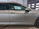  Volkswagen  Passat VOLKSWAGEN  / 2019 / 5P / STATION WAGON VAR.2.0TDI SCR 140KW EXEC.BMT DSG #48