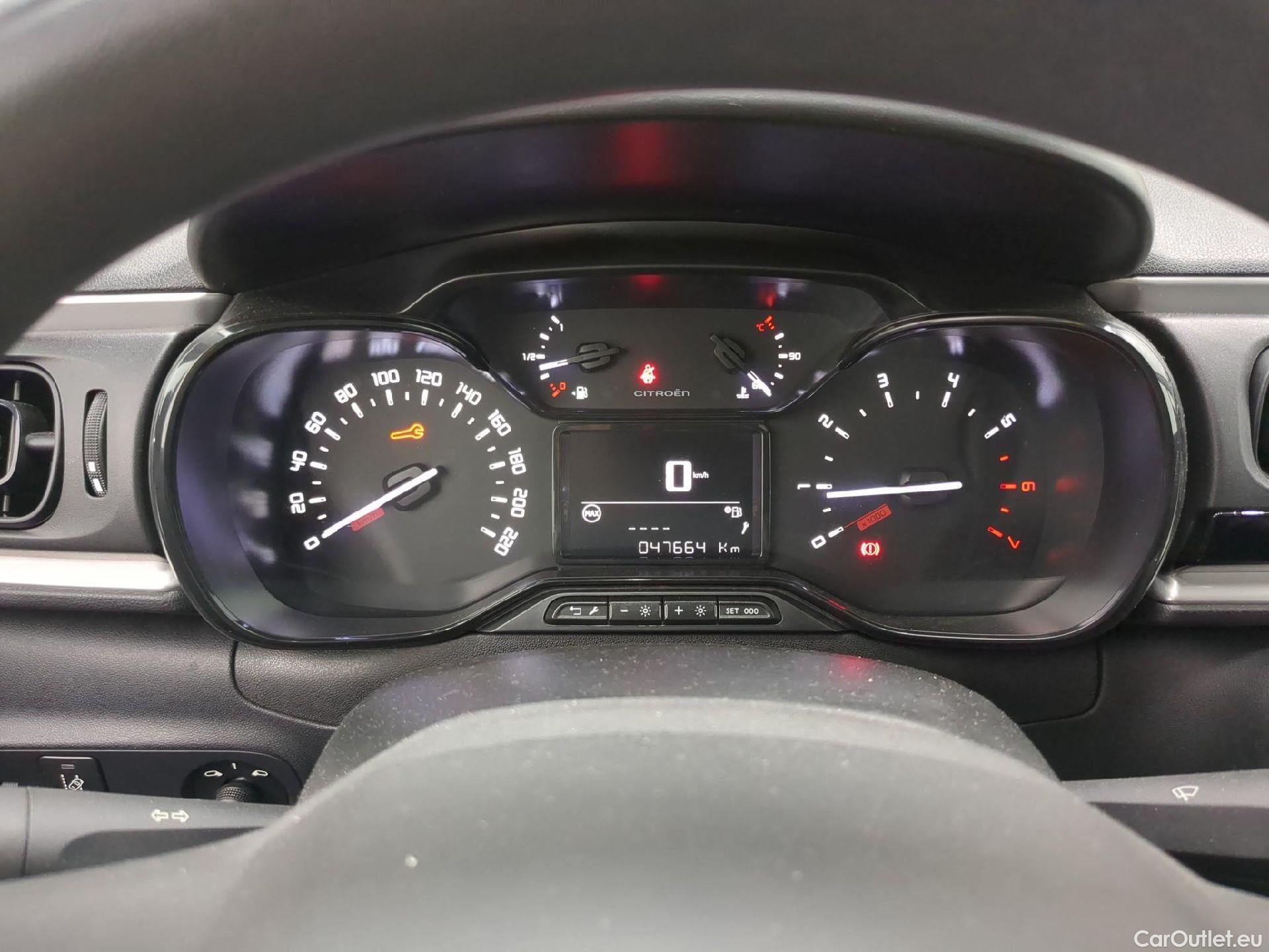  Citroen  C3  Société Feel 1.5 BlueHDI 100CV BVM6 E6dT #1
