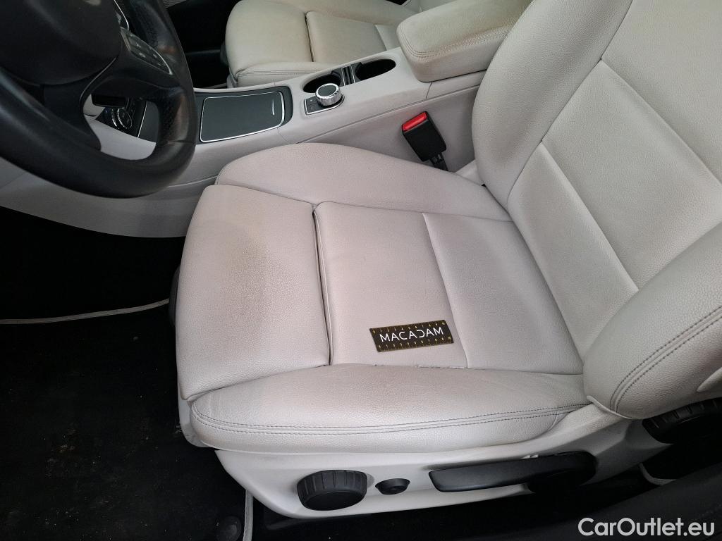  Mercedes  GLA MERCEDES-BENZ Classe  5p SUV  200 d Business Edition BVA7 #27
