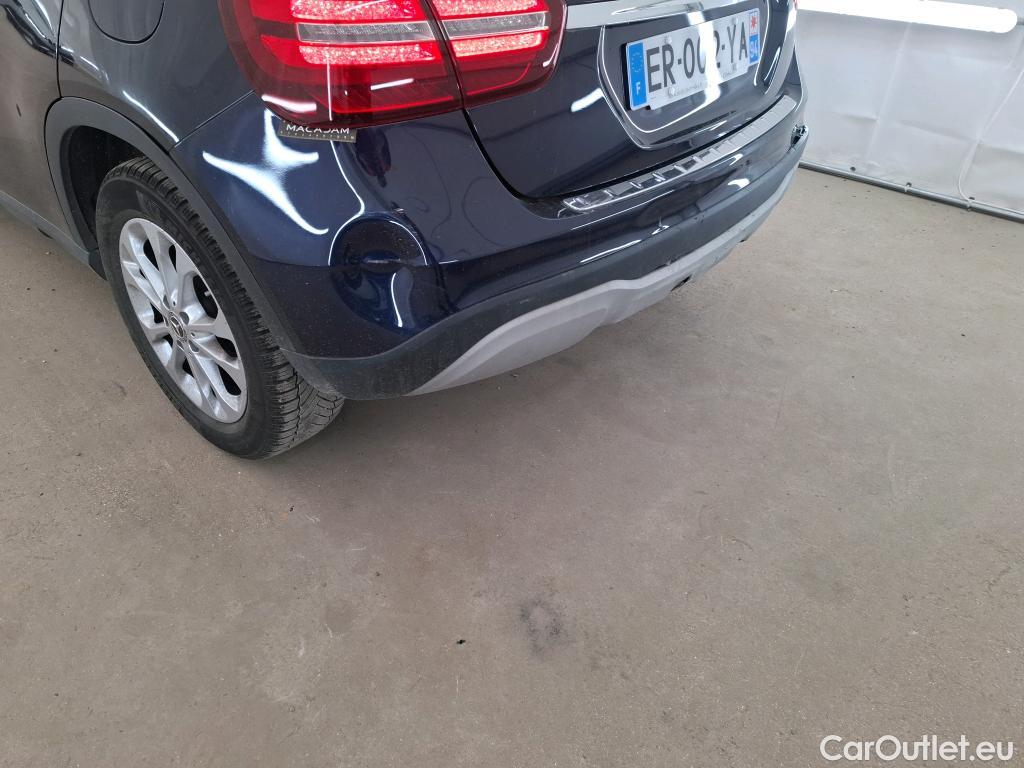  Mercedes  GLA MERCEDES-BENZ Classe  5p SUV  200 d Business Edition BVA7 #4
