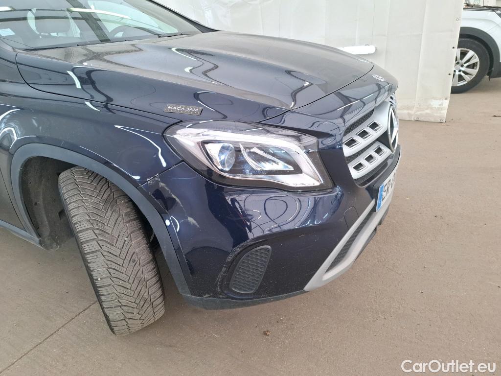  Mercedes  GLA MERCEDES-BENZ Classe  5p SUV  200 d Business Edition BVA7 #1