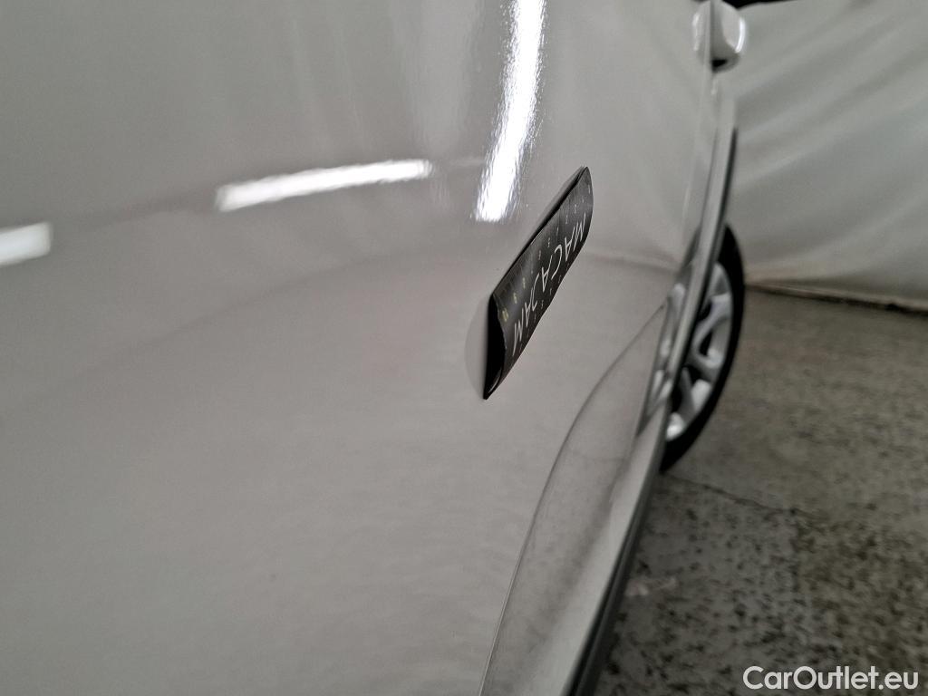  Citroen  C3  Feel 1.2 PureTech 70CV BVM5 E6dT #10