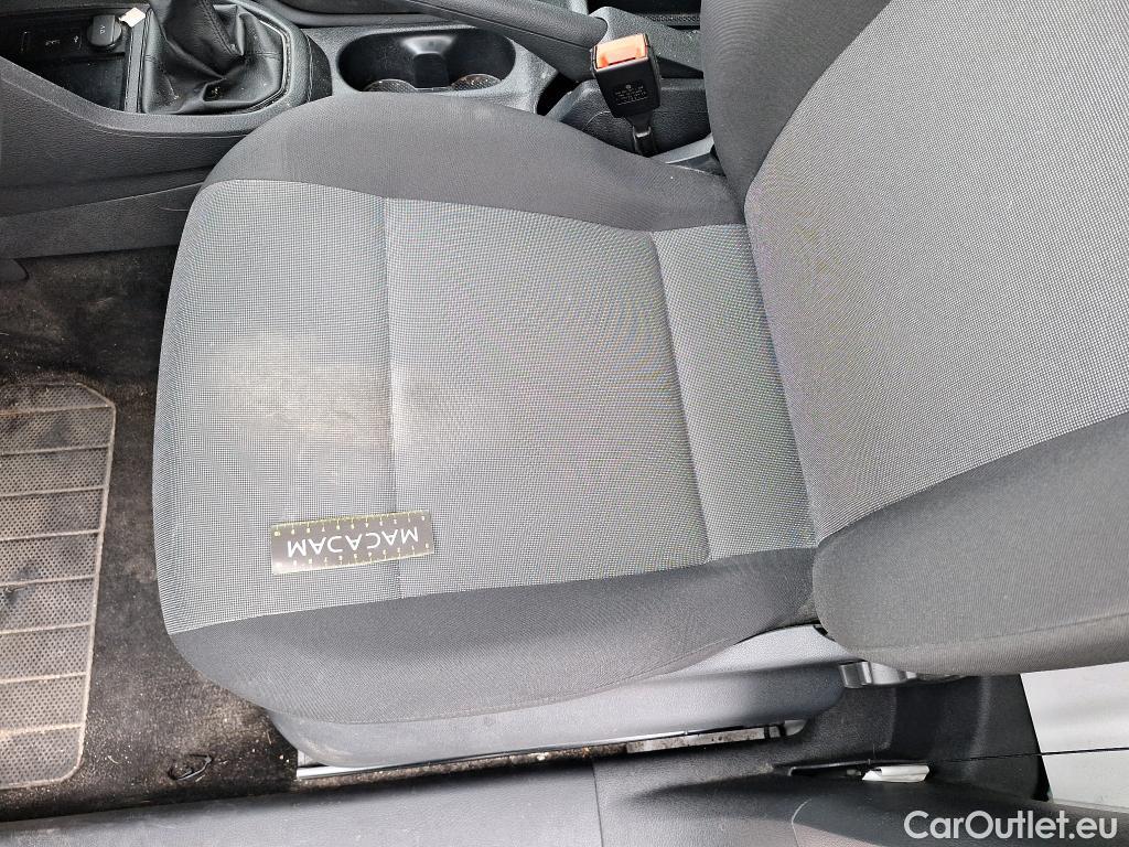  Volkswagen  Caddy VOLKSWAGEN  Van / 2015 / 4P / Fourgonnette 2.0 TDI 75 Business Line #12