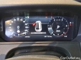  Land Rover  Range Rover LAND ROVER  VELAR / 2017 / 5P / SUV 2.0 D I4 204 SE 4WD AUTO #4