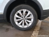  Volkswagen  Tiguan VOLKSWAGEN  / 2016 / 5P / SUV 2.0 TDI SCR 110KW BUSINESS BMT DSG #19