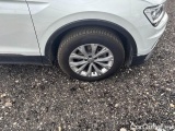  Volkswagen  Tiguan VOLKSWAGEN  / 2016 / 5P / SUV 2.0 TDI SCR 110KW BUSINESS BMT DSG #95