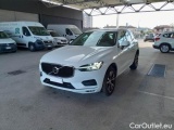  Volvo  XC60 VOLVO  / 2017 / 5P / SUV B4 D AWD AUTOMATICO MOMENTUM PRO 
