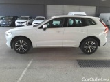  Volvo  XC60 VOLVO  / 2017 / 5P / SUV B4 D AWD AUTOMATICO MOMENTUM PRO #8
