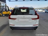  Volvo  XC60 VOLVO  / 2017 / 5P / SUV B4 D AWD AUTOMATICO MOMENTUM PRO #37