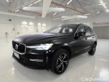  Volvo  XC60 VOLVO  / 2021 / 5P / SUV B4 D AWD automatico Momentum 