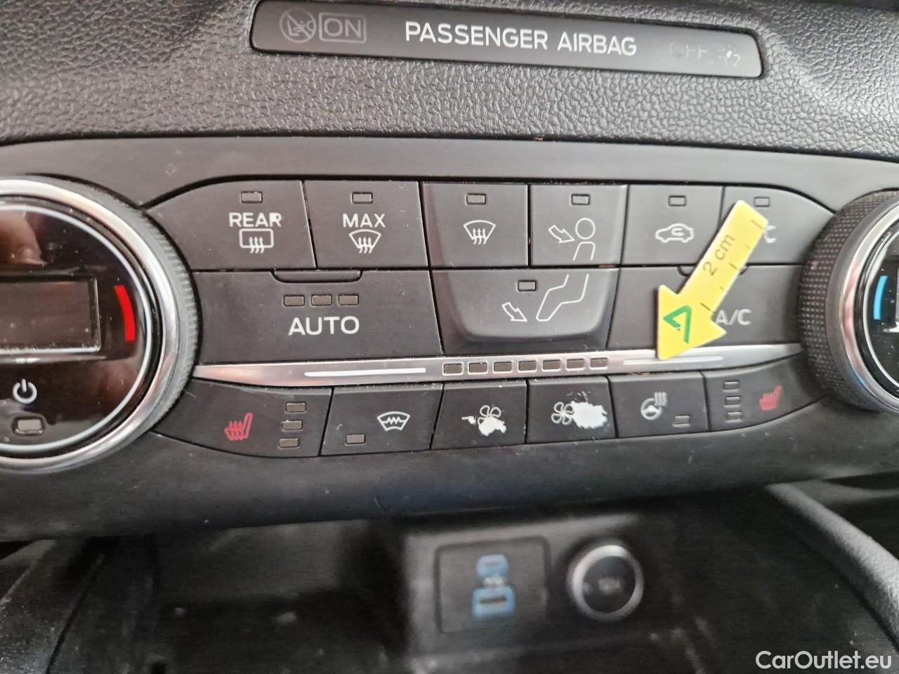  Ford  Kuga 1.5 EcoBlue 120CP Titanium A8 #59