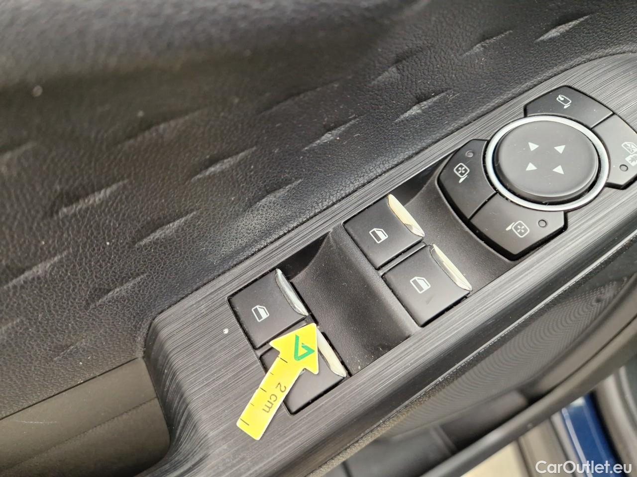  Ford  Kuga 1.5 EcoBlue 120CP Titanium A8 #47