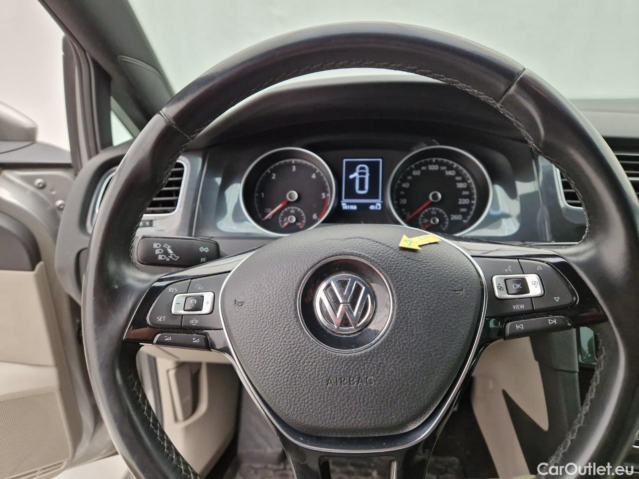  Volkswagen  Golf  2.0 TDI 150CP Comfortline DSG #52