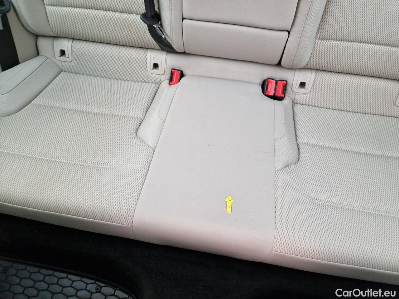  Volkswagen  Golf  2.0 TDI 150CP Comfortline DSG #34