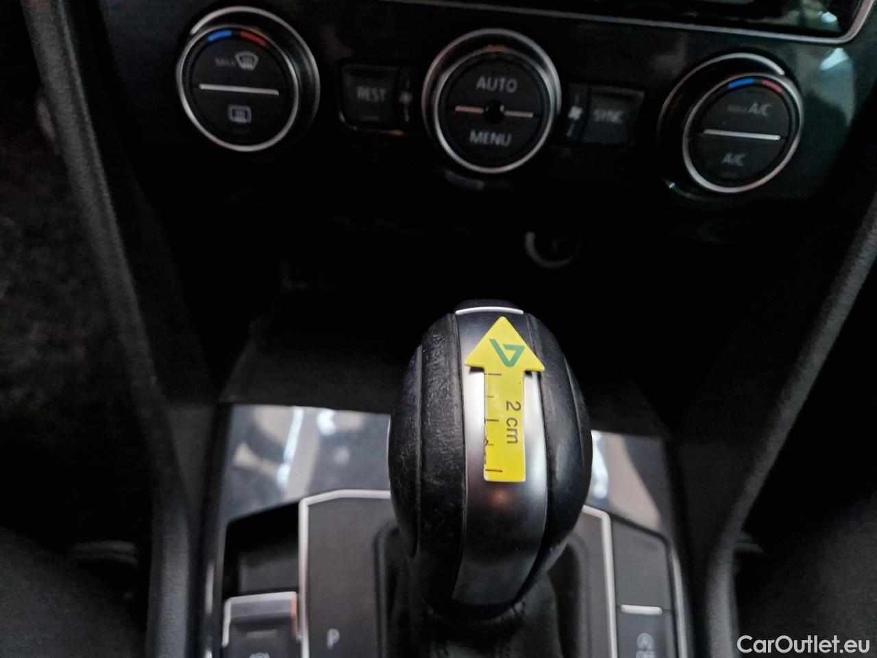  Volkswagen  Tiguan 2.0 TDI 150CP Comfortline DSG #41