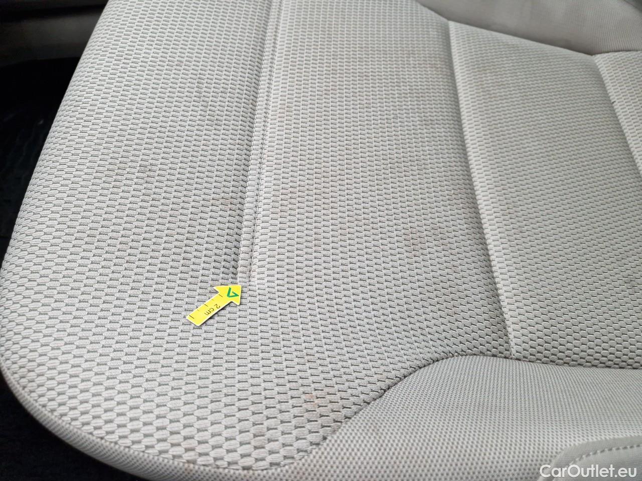  Volkswagen  Golf  2.0 TDI 150CP Comfortline DSG #46