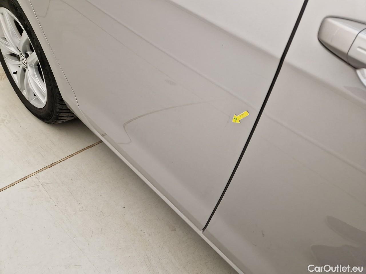 Volkswagen  Golf  2.0 TDI 150CP Comfortline DSG #32