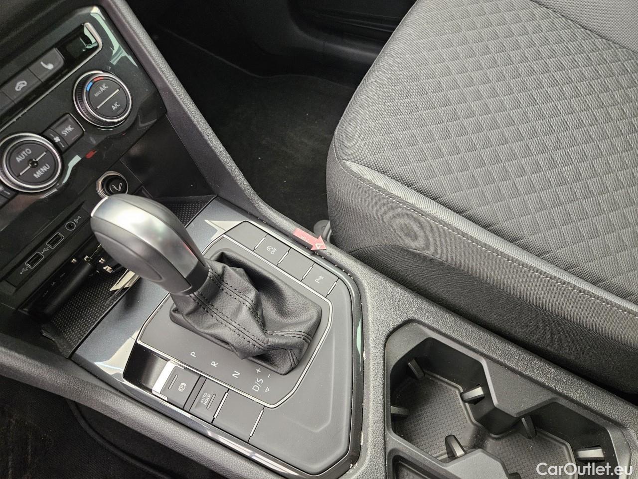  Volkswagen  Tiguan 2.0 TDI 150CP Comfortline DSG #40