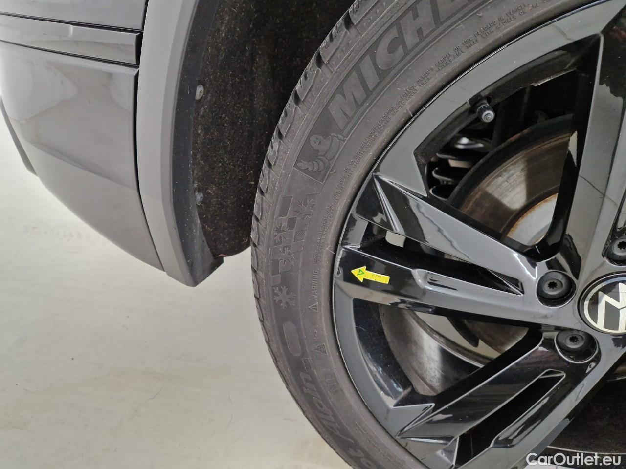  Volkswagen  Tiguan R-Line 2.0 TDI DSG 4Mot #25