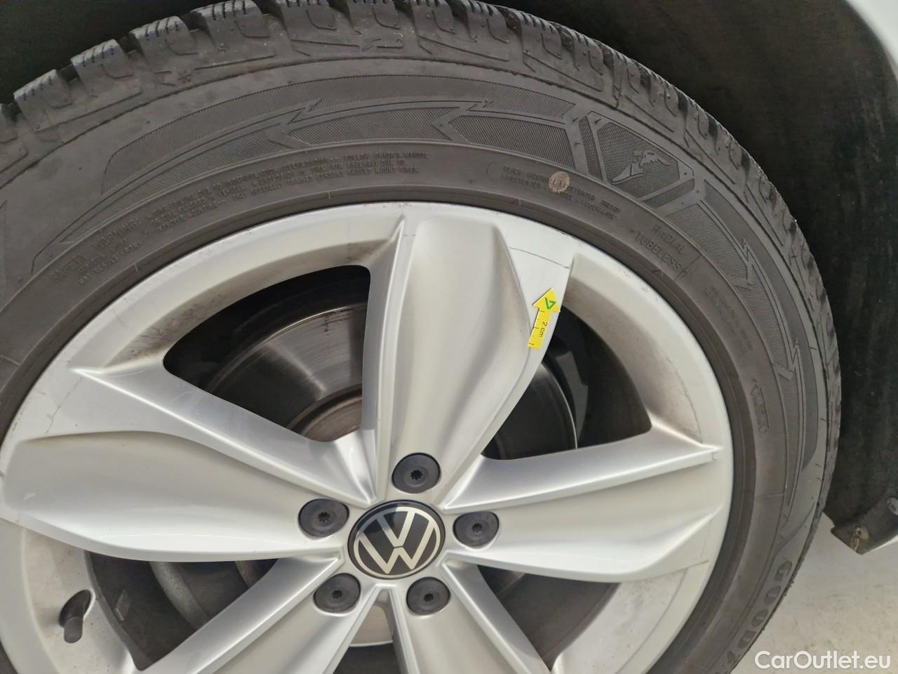 Volkswagen  Passat Comfortline 2.0 TDI DSG 190 CP #6