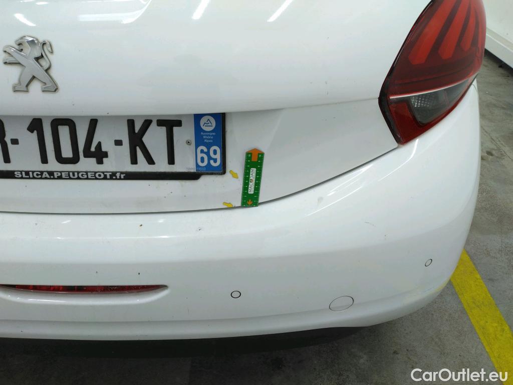  Peugeot  208  Affaire Premium Pack 1.6 HDi 100CV BVM5 E6 #48